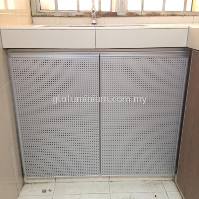 cabinet swing door @Villa Wangsamas, Taman Sri Rampai, Kuala Lumpur 