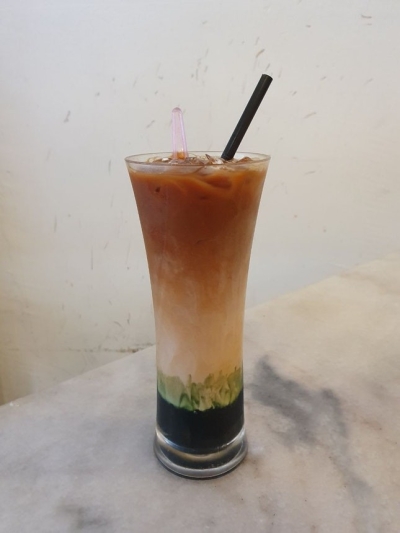 Tri Layered Tea (Pandan Flavor)