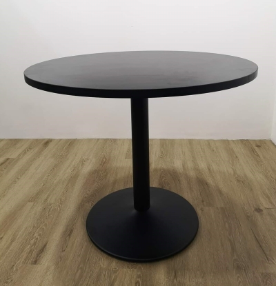 Round discussion table with drum leg