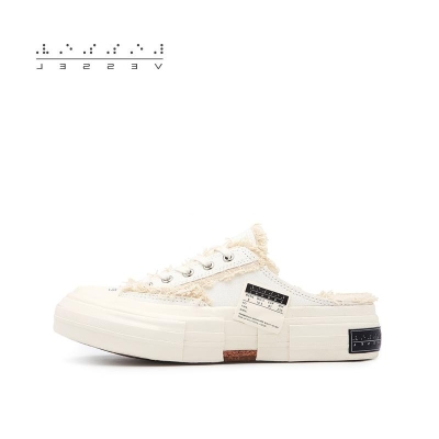 xVESSEL G.O.P. Slip on White