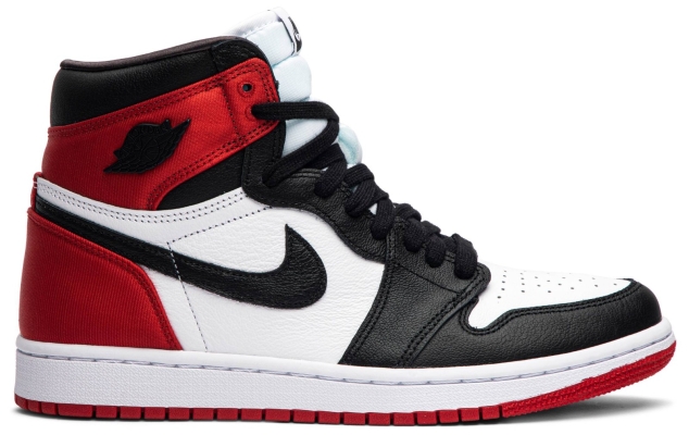 Air Jordan 1 Retro High 'Satin Black Toe'