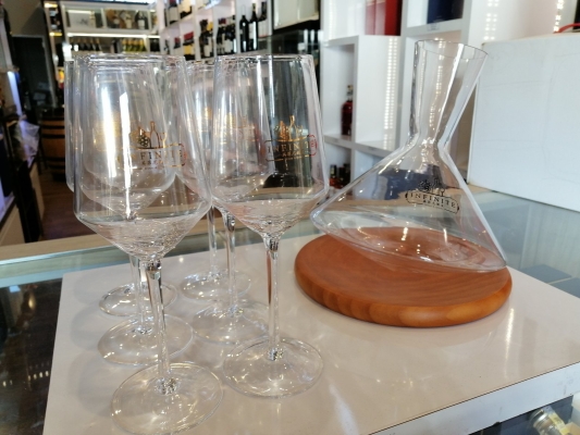 Wine Glass and Revolving Decanter Set