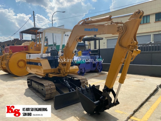 KOMATSU PC30-5 EXCAVATOR JAPAN RECOND