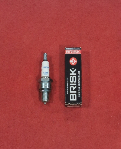 SPARK PLUG BRISK 100%ORIGINAL RXZ135, KR150, TXR150.. L14C-1344 CJE