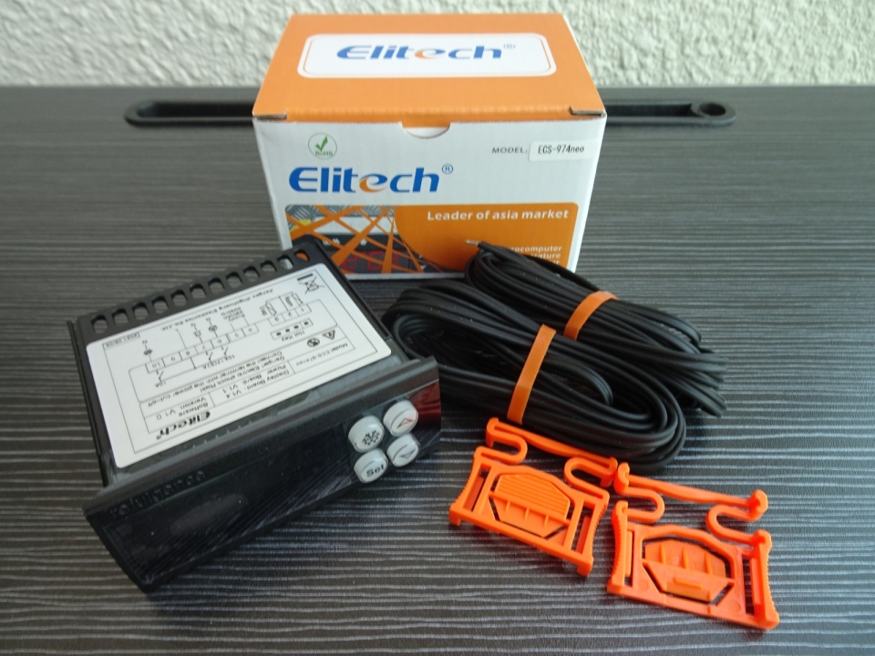 ELITECH DIGITAL TEMPERATURE CONTROLLER ECS-974neo (220V) (C/W 2-PC NTC PROBE)