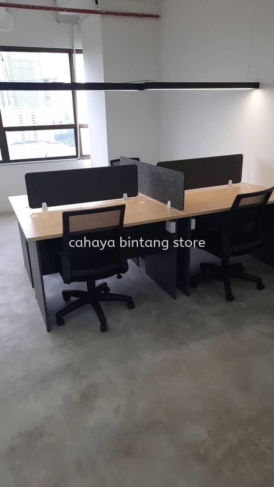 DELIVERY & INSTALLATION RECTANGULAR WRITING OFFICE TABLE GT 157 WITH DESKING PANEL & BATLEY LOW BACK MESH CHAIR OFFICE FURNITURE | FIBER TOWER | KL