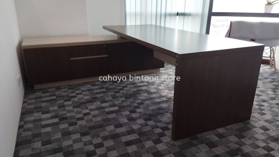 DELIVERY & INSTALLATION FERNI DIRECTOR OFFICE TABLE OFFICE FURNITURE | ICON CITY | PETALING JAYA | SELANGOR