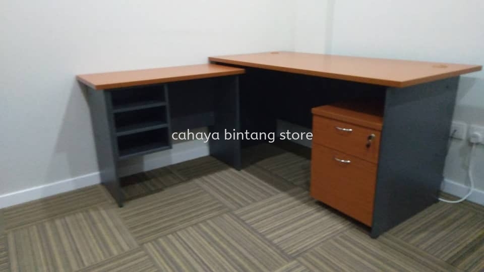 FREE DELIVERY & INSTALLATION RECTANGULAR WRITING OFFICE TABLE WITH SIDE TABEL & MOBILE PEDESTAL 1D1F GT 157 SET OFFICE FURNITURE | BANDAR BUKIT PUCHONG | PUCHONG | SELANGOR
