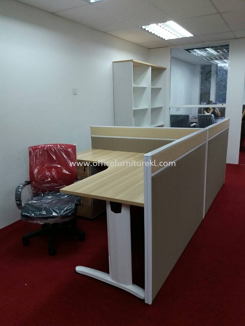 FREE DELIVERY & INSTALLATION BERLIN L-SHAPE OFFICE TABLE ABL 1515-3D l OFFICE PARTITION l FITS EXECUTIVE OFFICE CHAIR l OFFICE FURNITURE l SEKSYEN 17 l PETALING JAYA l SELANGOR