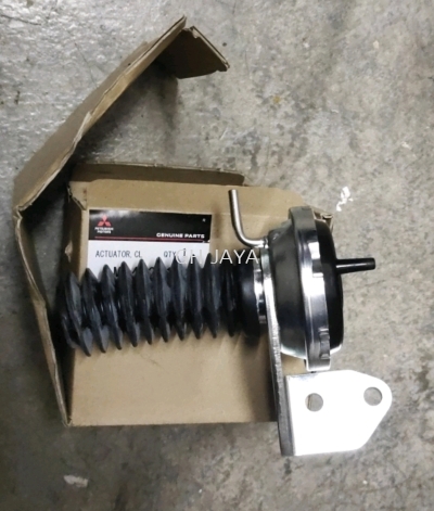 MITSUBISHI TRITON 4X4 FRONT 4WD ACTUATOR VACCUM ( ORIGINAL ) 