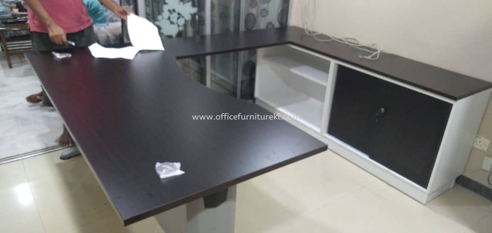 FREE DELIVERY & INSTALLATION QAMAR L-SHAPE OFFICE TABLE ABMB 11 l DUAL LOW OFFICE CABINET B-YOS 7160 l OFFICE FURNITURE l SRI PETALING l KUALA LUMPUR l TOP 10 MUST BUY