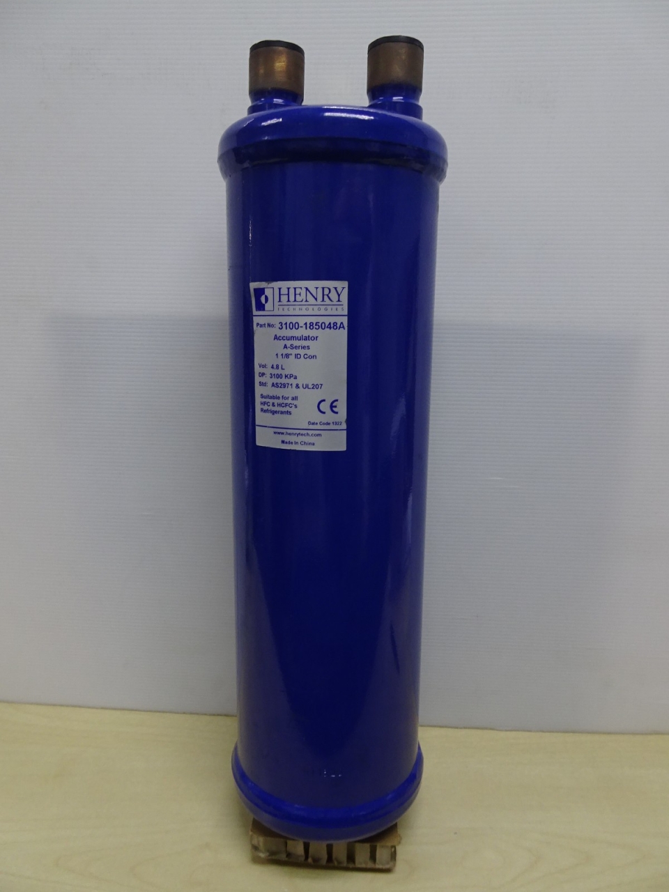 HENRY SUCTION ACCUMULATORS
