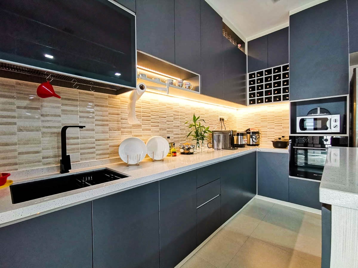 Kitchen Area Dry&Wet Kitchen Cabinet Modern Interior Design Ideas-Renovation-Residential-mutiara rini home 3 JB Kitchen Design Residential Design Interior Design