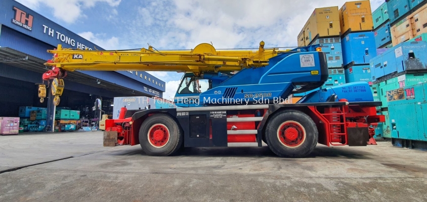 25t Rough Terrain Crane