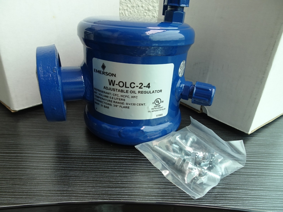 EMERSON ADJUSTABLE OIL LEVEL REGULATOR