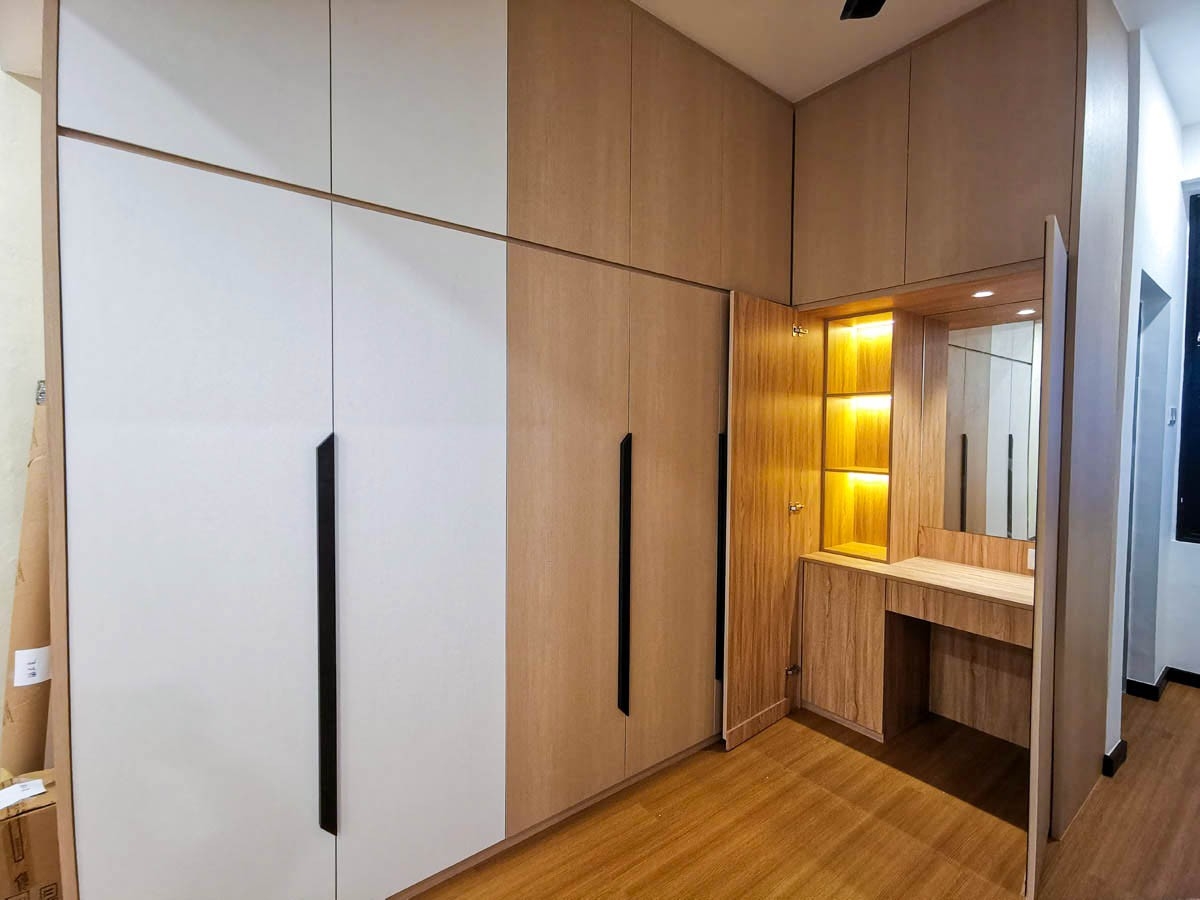 Bedroom Wardrobe & Dresser Design- Interior Design Ideas-Renovation-Residential- Taman Molek Johor Bahru Bedroom Wardrobe & Dresser Design- Interior Design Ideas-Renovation-Residential- Taman Molek Johor Bahru Bedroom Design Residential Design Carpentry Work - Customize Carpentry Work