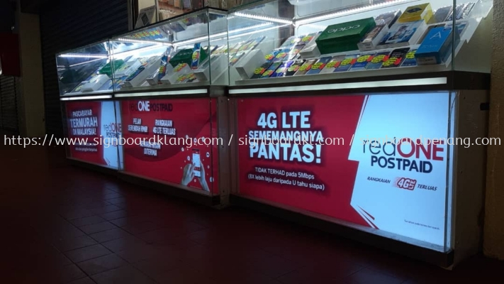 red one shopping mall booth singage signboard at klang kuala lumpur puchong