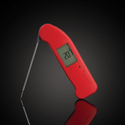 ETI Thermapen ONE Thermometer ideal for the foodservice industry 