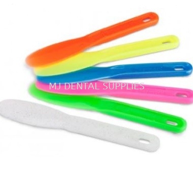 FLUORESCENT COLOURED MIXING SPATULA FOR ALGINATE, ZHERMACK