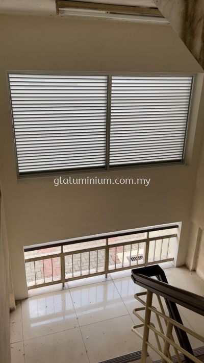 Aluminium fix louvres @Sri Araville Townhouse, jalan dahlia, pju 6a, PJ, Selangor 