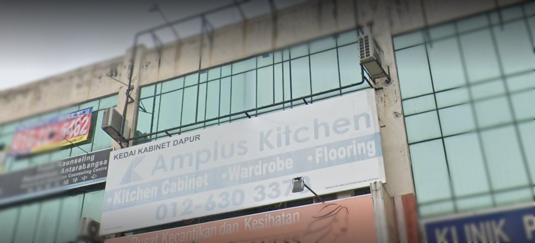 Reka Bentuk & Kontraktor Almari Baju Adat Di  Puchong - Amplus Kitchen Sdn Bhd Kerja Menbuat Perabot Bina Dalam Di Selangor / Klang / Lembah Klang / Kuala Lumpur Perabot Built-in - Kabinet Baju & Almari Tersuai Senarai Pedagang