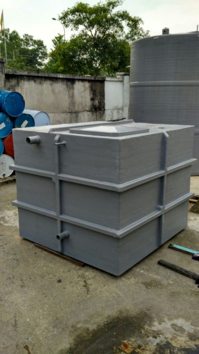 FRP RECTANGULAR CLOSED TOP WATER TANK 