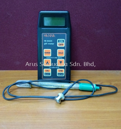 HANNA HI 8424 pH METER