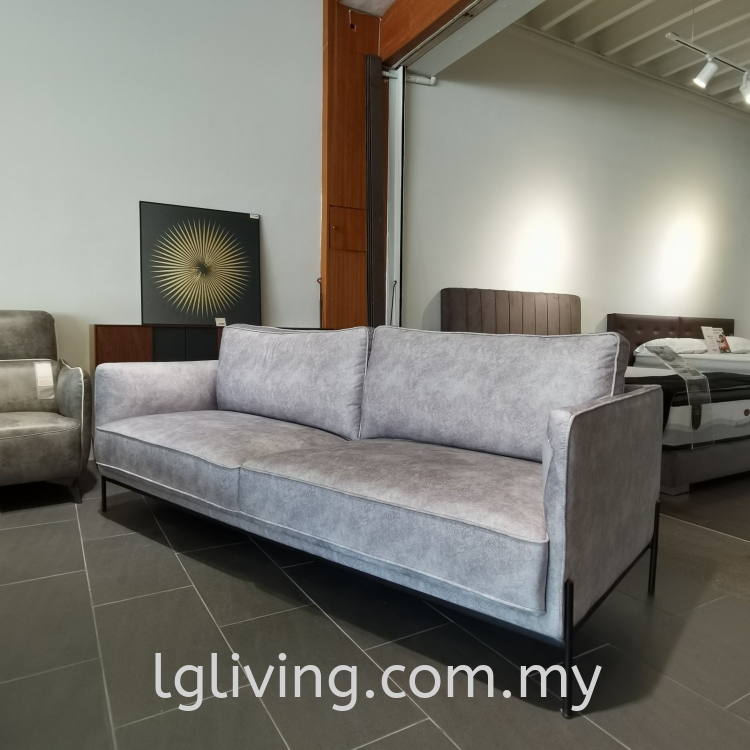 LEVEL 3 SEATER SOFA