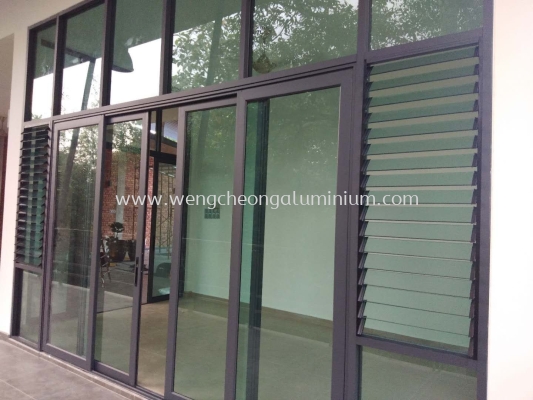 Adjustable Glass Louvers Window 