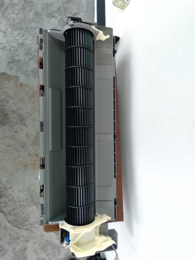 Kuchai avenue Aircond Wall Mounted Full Chemical Cleaning Service And Checking
