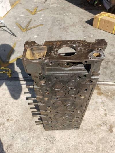 MITSUBISHI FUSO 4M51 CYLINDER HEAD