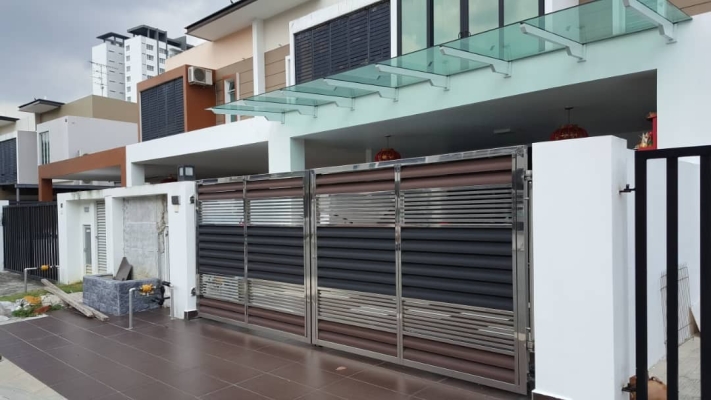 Stainless Steel Tempered Glass Balcony Fencing - Johor Bahru