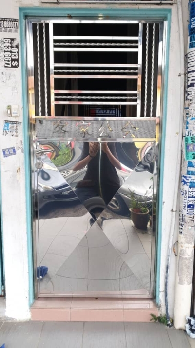 Custom Stainless Steel Security Door Johor Bahru