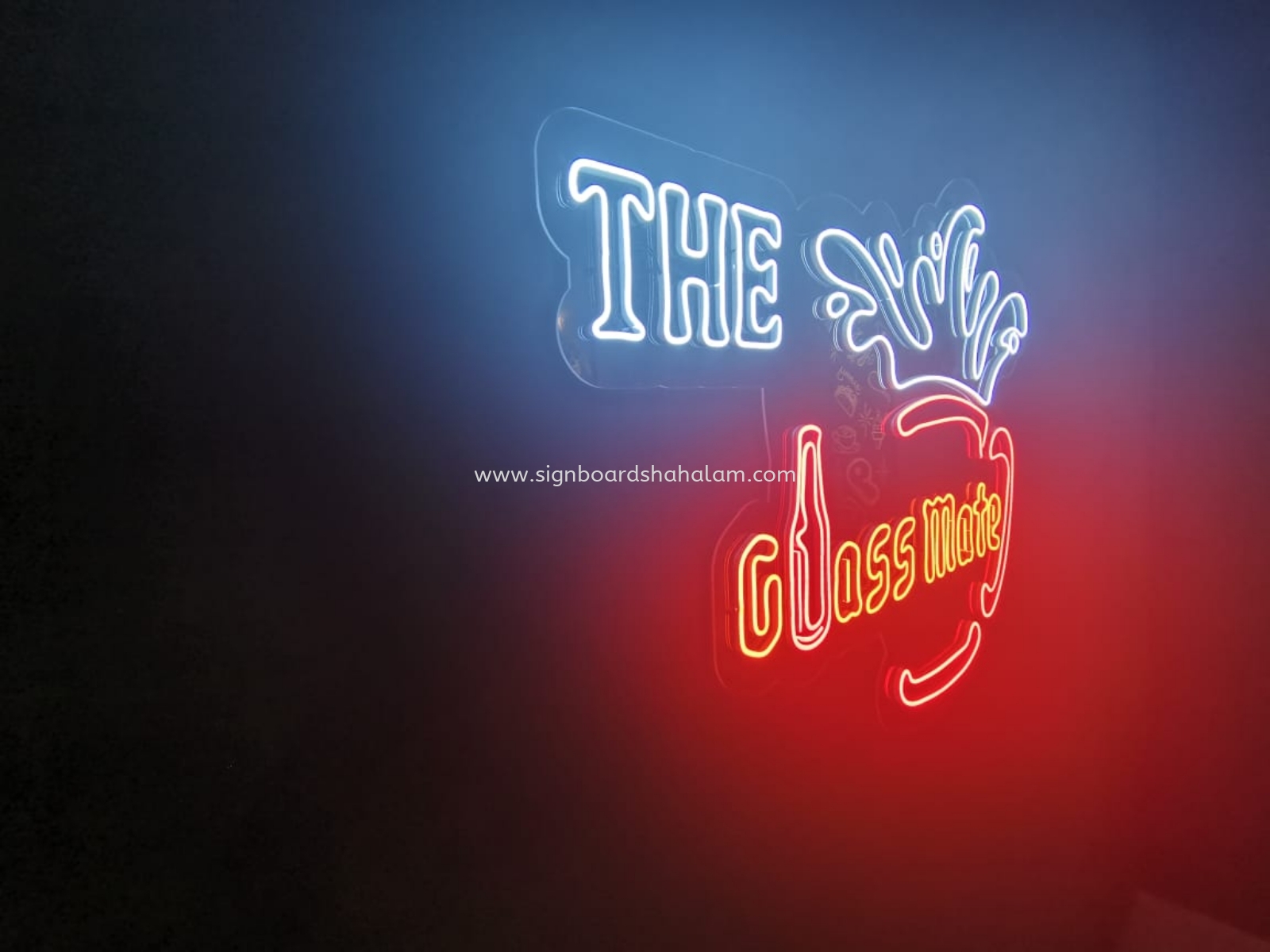 The Glassmate Subang Jaya - Led Neon