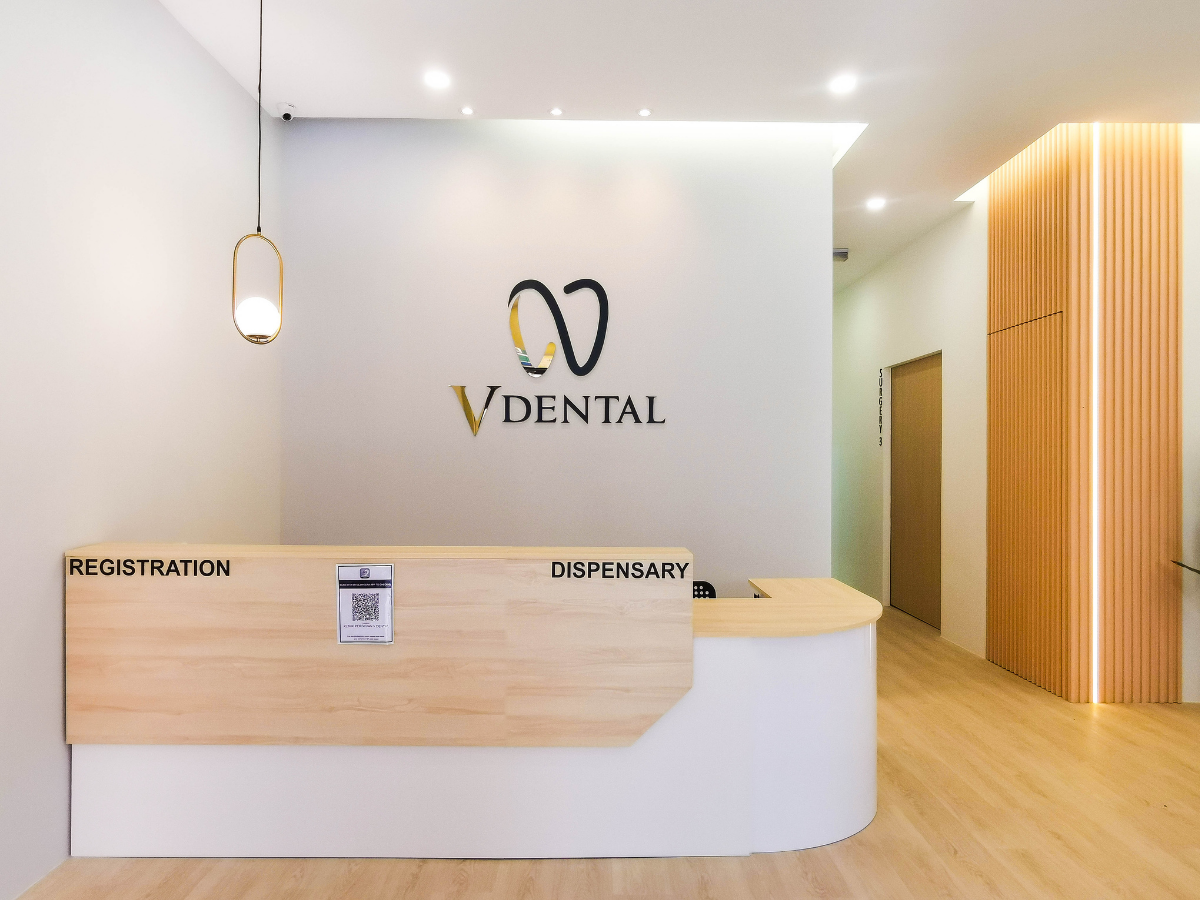 Dental Clinic Reception Desk Design Ideas - JB Interior Design Customized Furniture Renovation Pekan Nanas, Johor Dental Clinic Design Commercial Design Interior Design