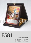 F581 Wooden Box Plaque