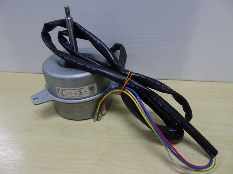 CARRIER YDK65-6F(B) 65W (220V) COND. FAN MOTOR P/N: 11002012000325 S/S 202400401180 - (38KUS055FS)