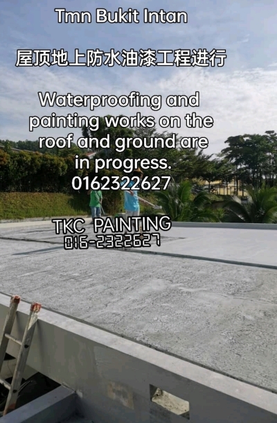 Waterproof painting works on the roof and ground are in progress. at TMN BKT INTAN