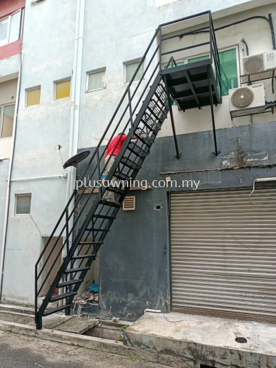 EMERGENCY STAIRCASE @JALAN USJ 1/1B, REGALIA BUSINESS CENTRE, SUBANG JAYA, SELANGOR