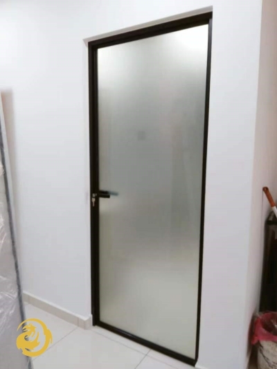 swing door