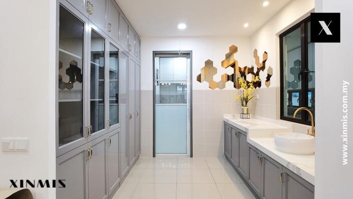 Selangor Glass Door Aluminium Kitchen Cabinet Sample