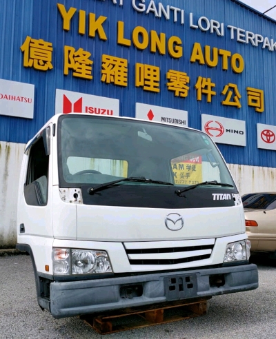 MAZDA CABIN T5000