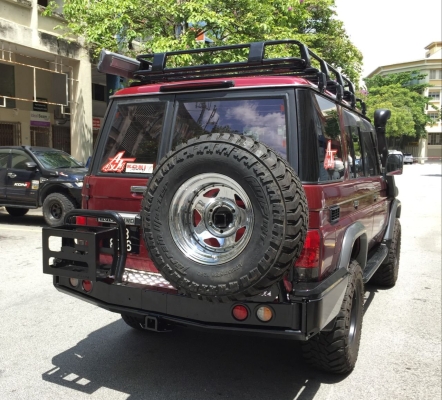 TRI 4X4 REAR BAR TOYOTA LC73