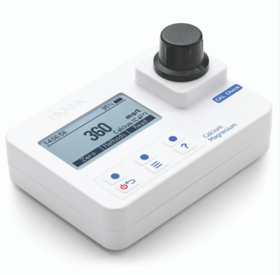 HI97752 Calcium and magnesium photometer: Range: 0 to 400 mg/L, Mg: 0 to 150 mg/L - meter only