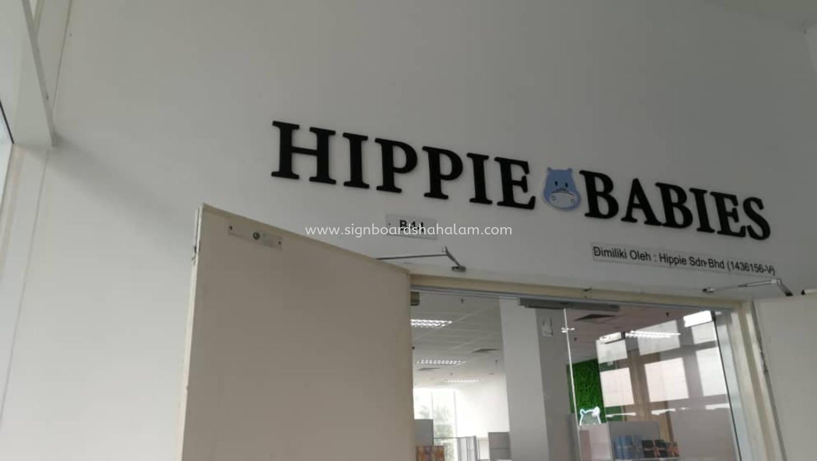 Hippie Sdn Bhd Klang - 3D Box Up Lettering Or Logo