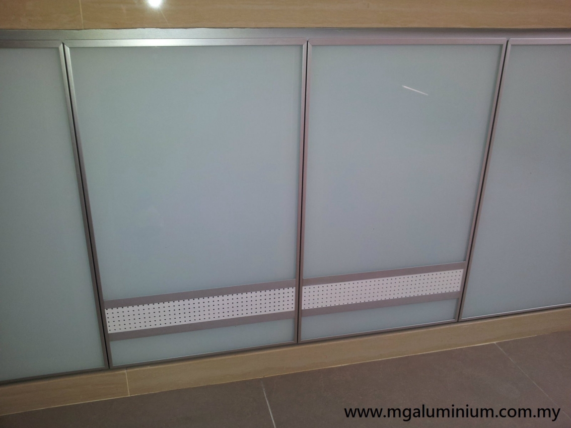 Contoh Kabinet Dapur Aluminium Di Skudai Kabinet Dapur Aluminium Yang Sesuai Di Malaysia Kabinet Dapur Rujukan Reka Bentuk UbahSuai Malaysia