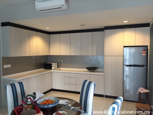 Z2 - Kabinet Dapur Pintu Melamine & Corak Kayu Di Puchong