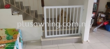 STAIRCASE SMALL GATE @JALAN ALAM PUTRA 5, SERI KEMBANGAN, SELANGOR Gate