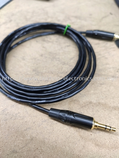 Canare L-2B2AT 3.5mm Plug > 3.5mm Plug