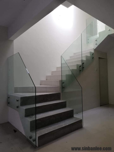 Tempered Glass Staircase Handrail - Setapak, Kuala Lumpur